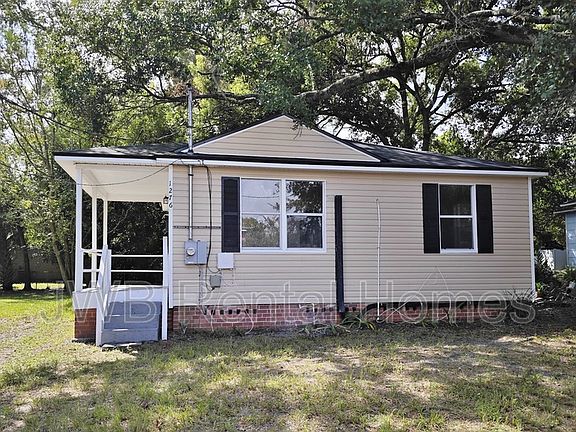 2nd image of 1276 W 32nd St