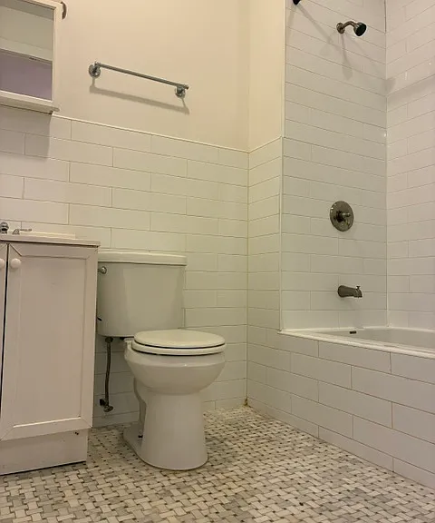 451 Marion St #1 — Photo 15