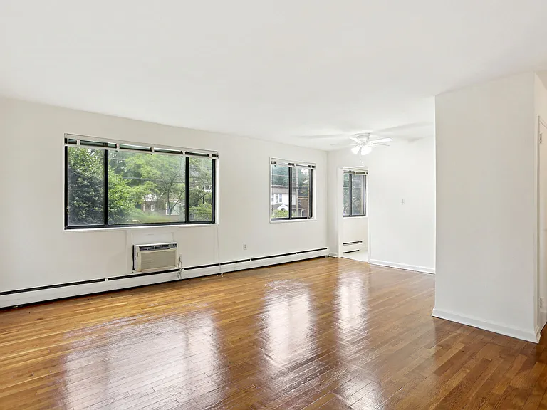 8212 Flower Ave — Photo 7