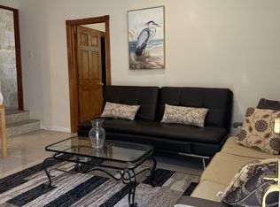 (Undisclosed Address), Woodland Hills, CA 91364