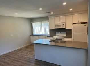 72601 Thrush Rd APT 4, Palm Desert, CA 92260