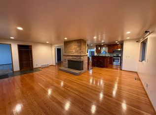 2240 W Halladay St, Seattle, WA 98199