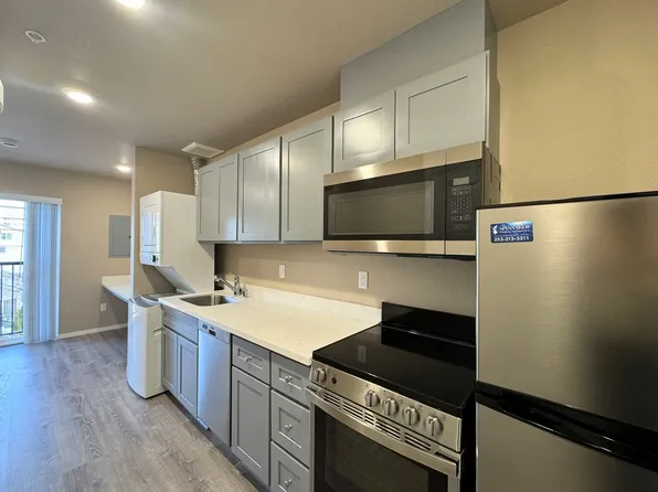 Park-4326, 4326 S Junett St #308, Tacoma, WA 98409