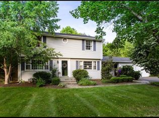 632 W Avon Rd, Avon, CT 06001