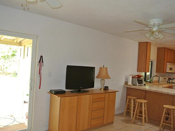 4th image of 10414 W Mulberry Dr
