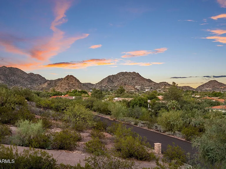 3282 E Palo Verde Dr — Photo 103