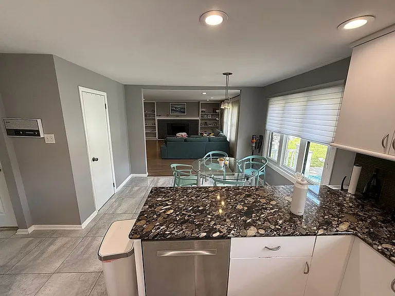 1613 Mayflower Ln — Photo 16