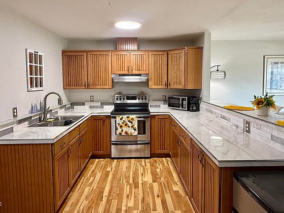 3rd image of 3173 RICKY Drive