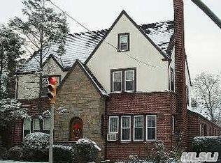 47 Hempstead Ave, Rockville Centre, NY 11570