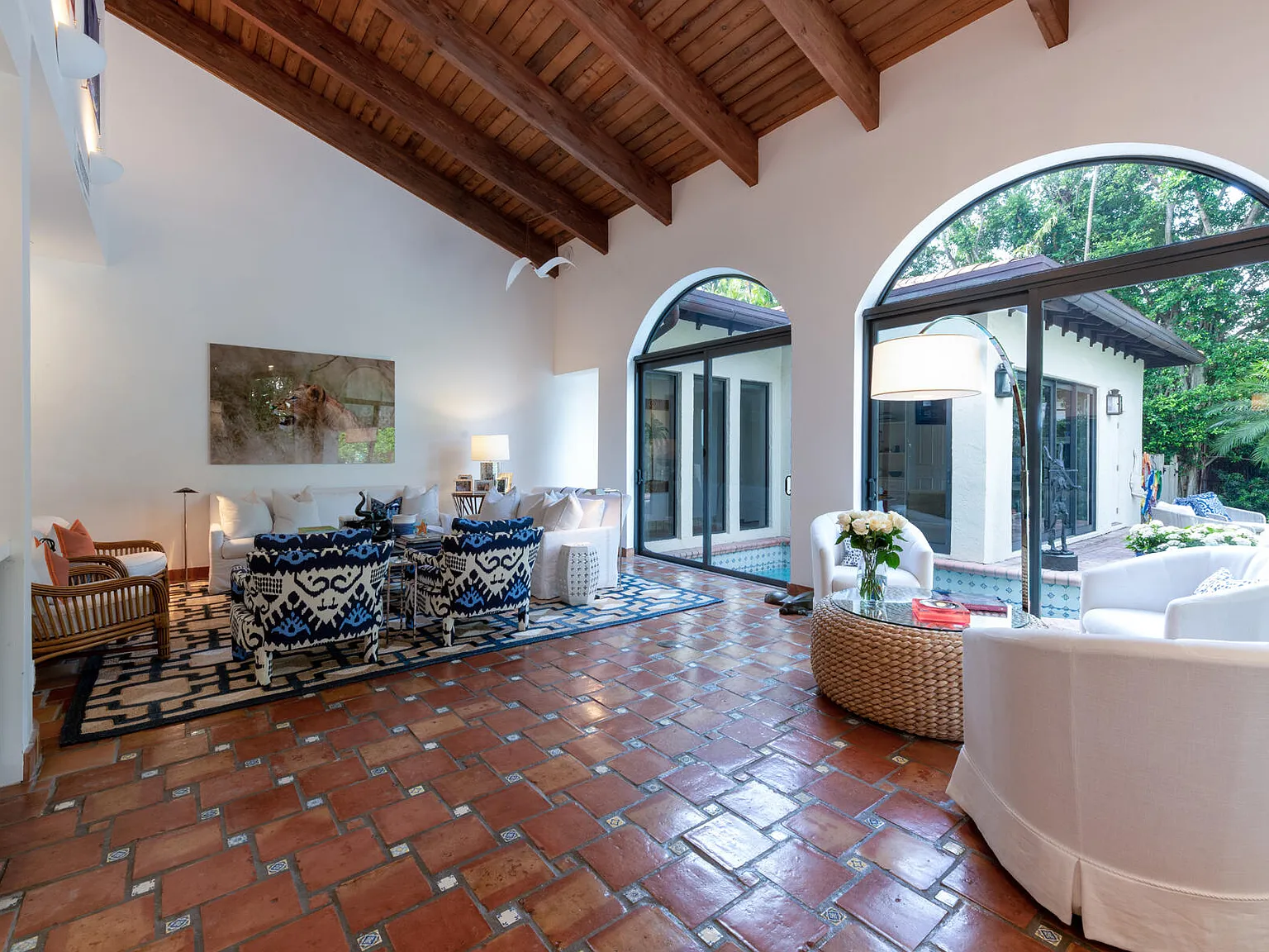 3 bed, 4.5 bath, 2903 sqft, $40,000 — Photo 3