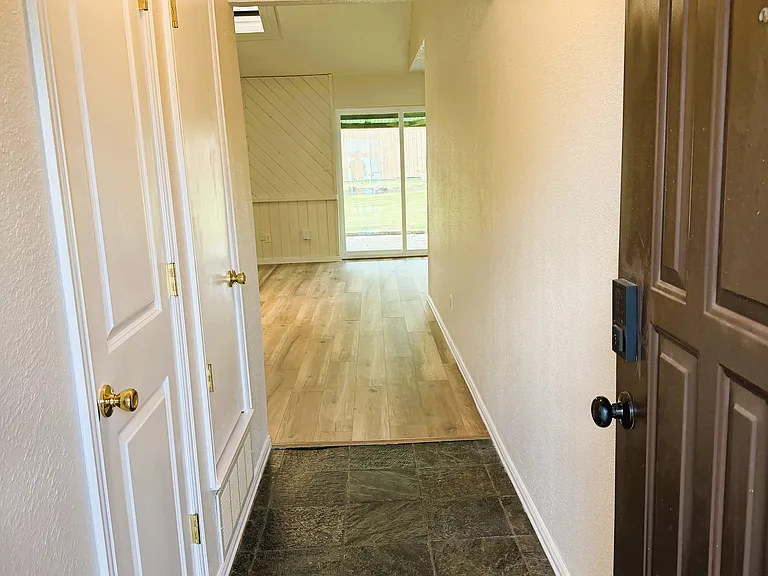6406 Willow Springs Dr — Photo 17