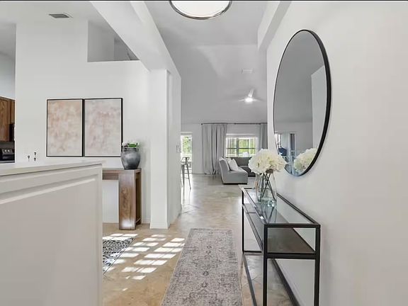 4th image of 2473 SE Sidonia St
