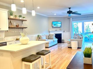 74 Cox St UNIT 4, Hudson, MA 01749