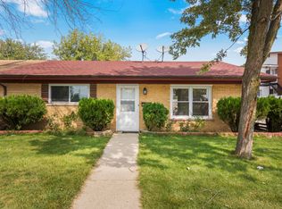 9401 Sumac Rd APT H, Des Plaines, IL 60016