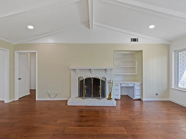 527 Twilight Trl — Photo 15