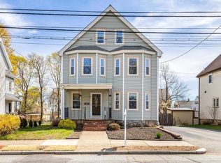 70 Pleasant St, Wakefield, MA 01880