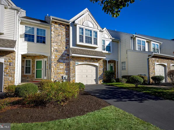 1653 Covington Rd, Yardley, PA 19067