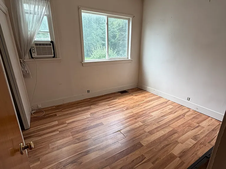 14 West Ave #5 — Photo 3