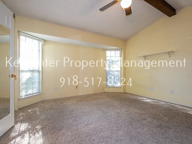 9638 S 90th East Ave — Photo 17