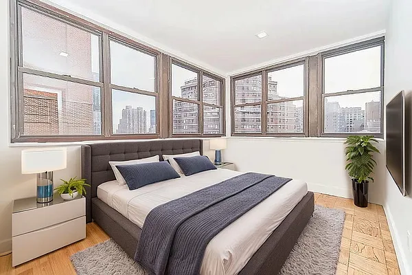 Rented by Mossanen Group | media 19