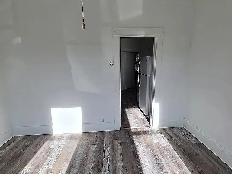 380 Washington St #2 — Photo 6