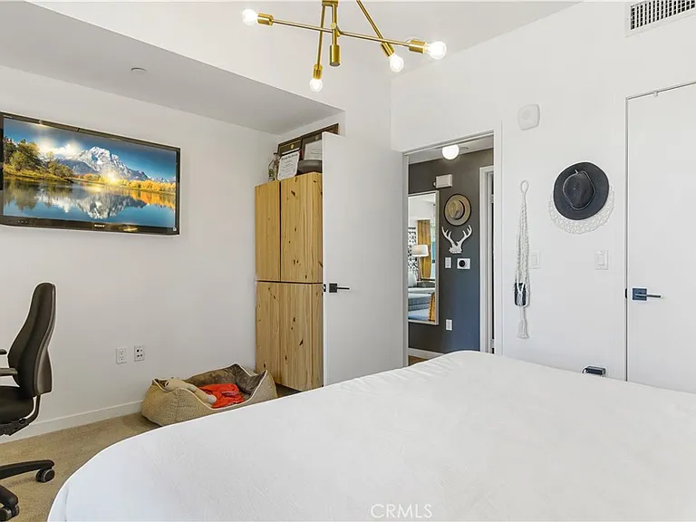 12655 W Bluff Creek Dr — Photo 10
