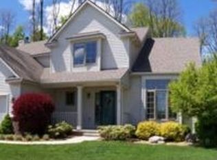 1056 Elk Run, Howell, MI 48843