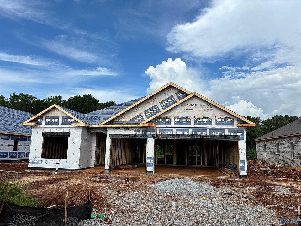 1st image of 352 Castlepath Dr