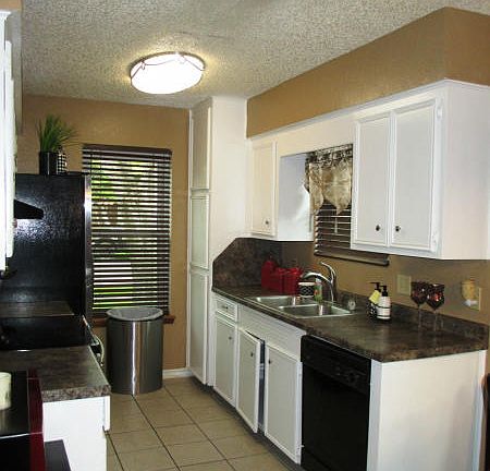 5th image of 2745 Alvin Dr