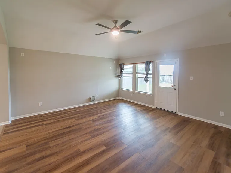 2834 Sage Bluff Ave — Photo 14