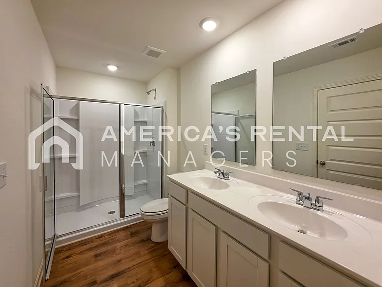 9314 Parkway Gardens Loop — Photo 53