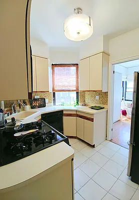 Sold by R New York | media 11
