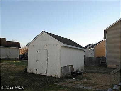 Exterior (Rear)