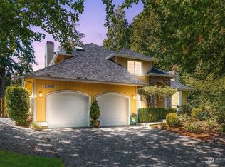 12306 NE 100th Pl, Kirkland, WA 98033