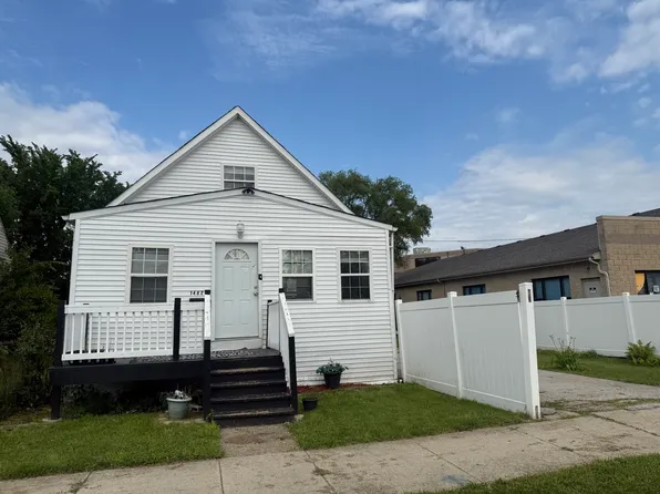 14625 Winchester Ave, Harvey, IL 60426