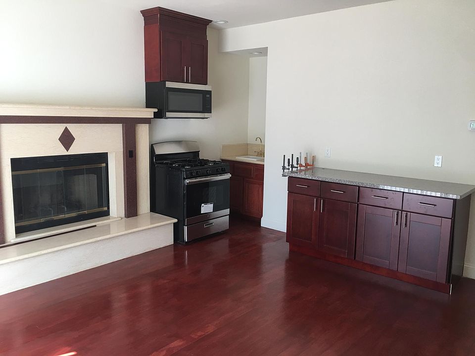 1st image of 2712 Clarion Ct