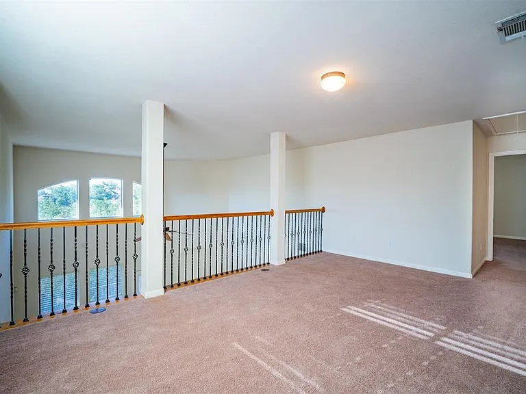 12709 Lee Park Ln — Photo 17