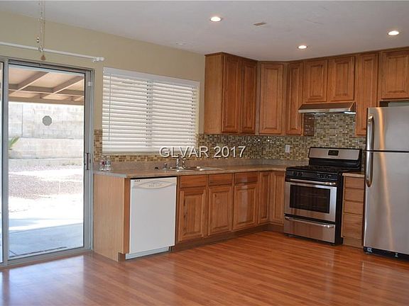 5th image of 4245 Newhaven Dr #0