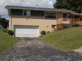 1134 Brookside Dr, Greensburg, PA