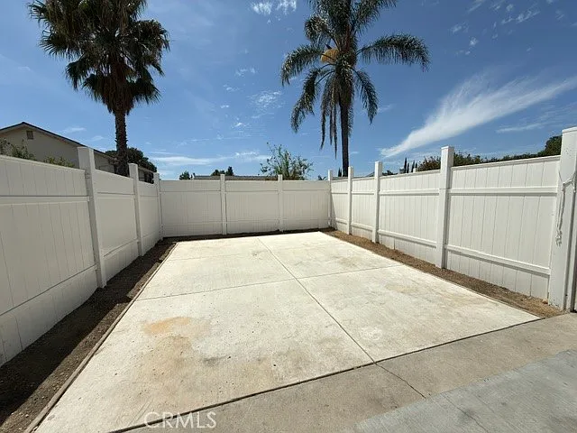 1 bed, 400 sqft, $2,300 — Photo 4