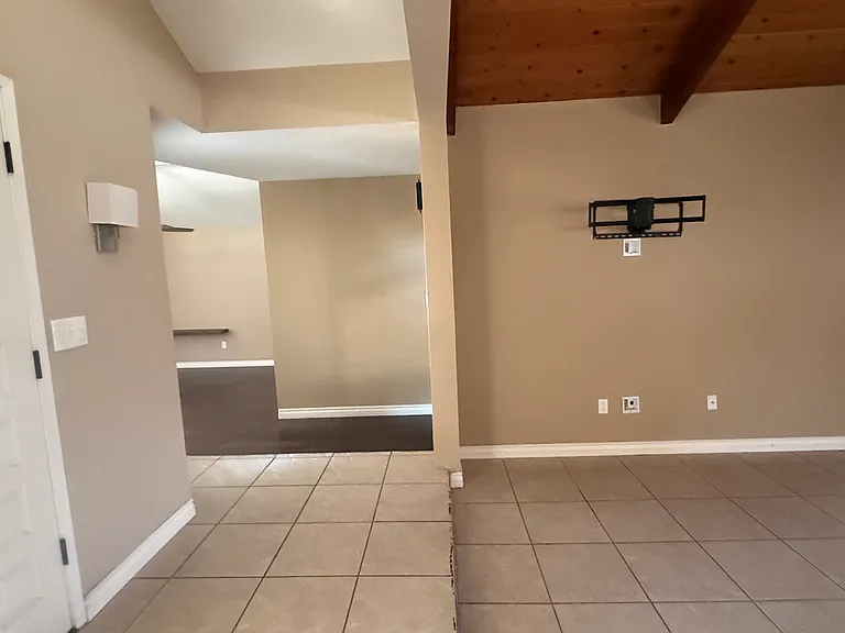 9409 High Oak Dr — Photo 16
