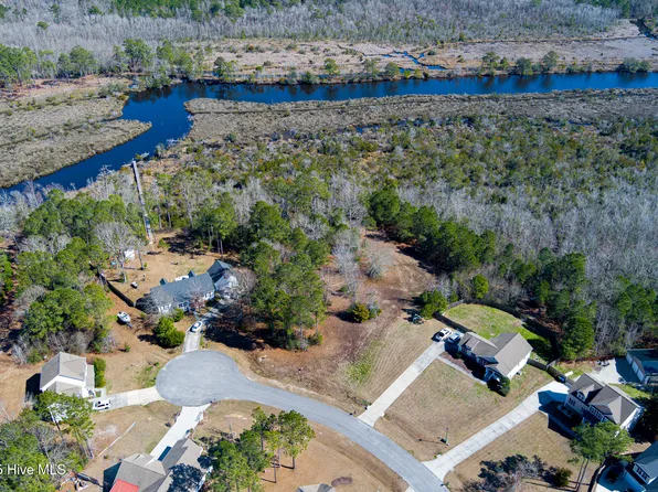 224 Gelynda Court, Holly Ridge, NC 28445
