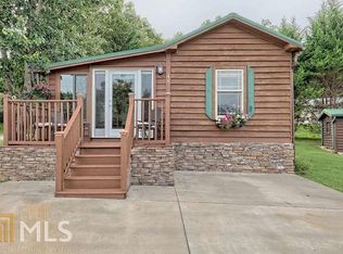 48 Falls View Dr, Dillard, GA 30537