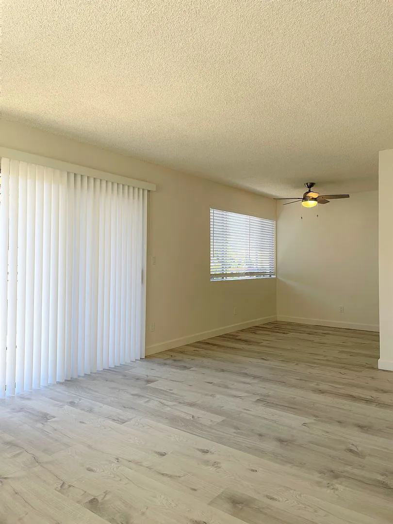 2 bed, 1.0 bath, $2,395 — Photo 3