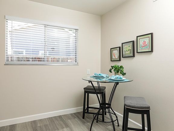 5th image of 117 Belglen Way