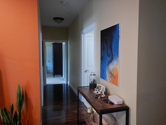 5th image of 1 Mechanic St #402