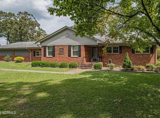 6421 Providence Ln, Grifton, NC 28530