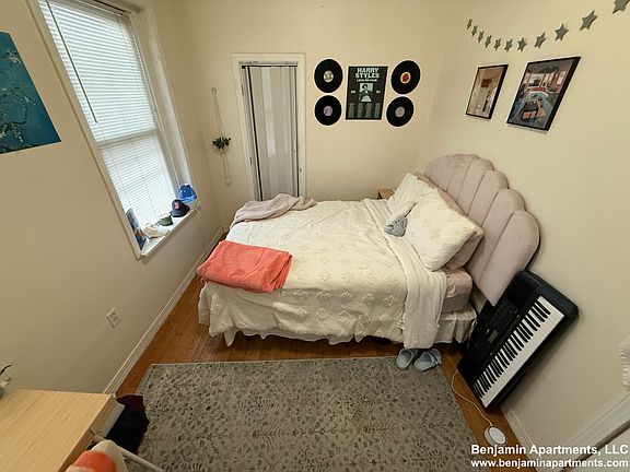 5th image of 447 Park Dr APT 2D
