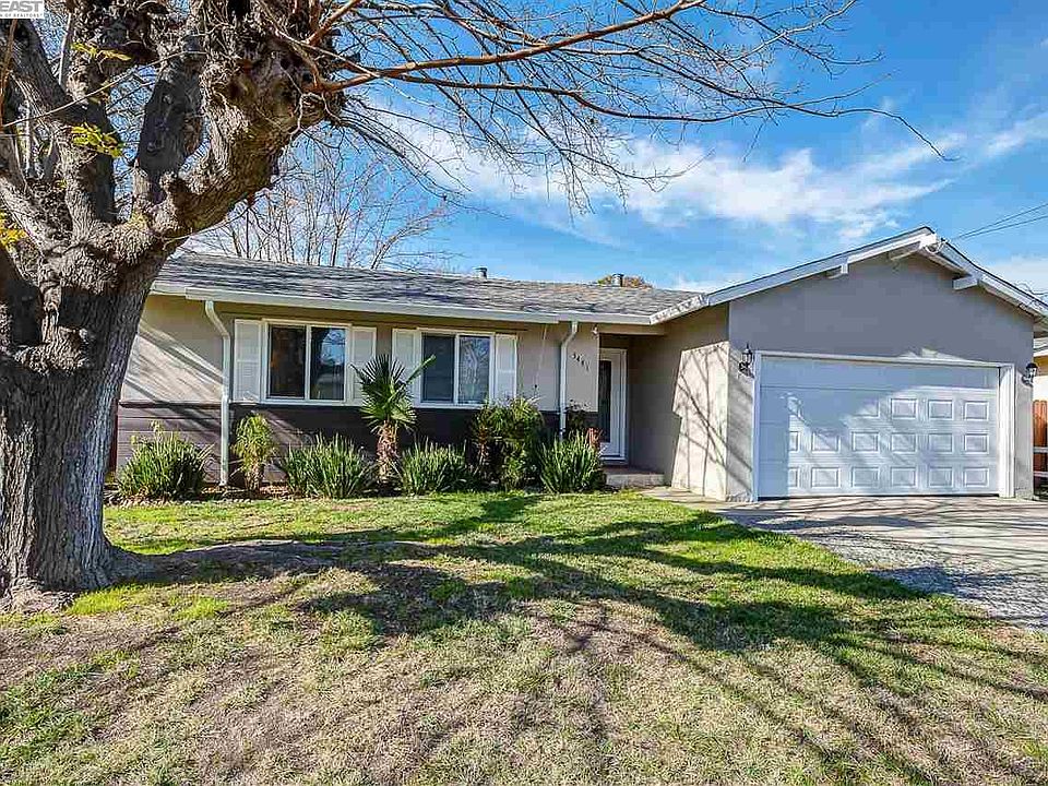 2nd image of 3441 Flamingo Dr