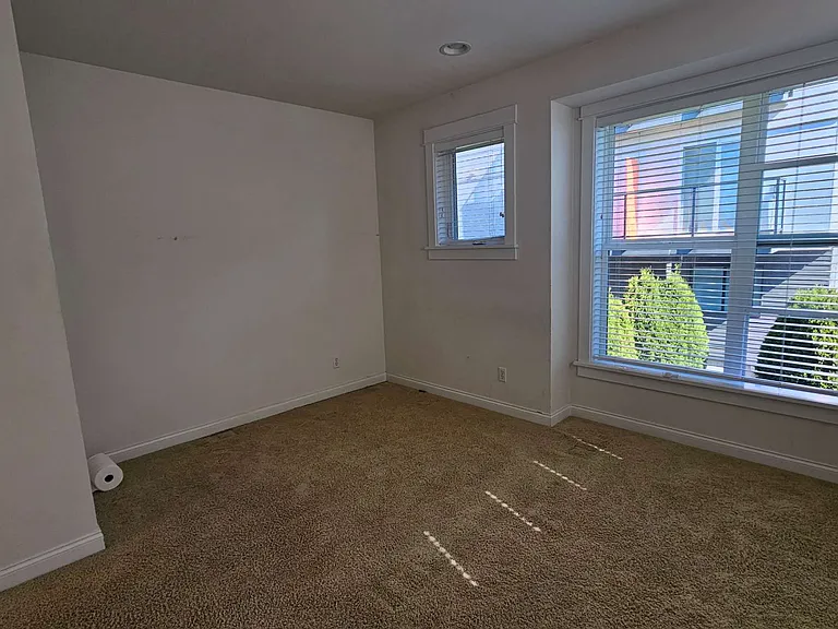 304B Valley St — Photo 10